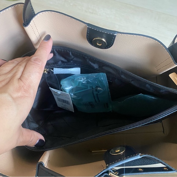 Michael Kors Large Emilia tote bag purse black pebble leather - Picture 8 of 15